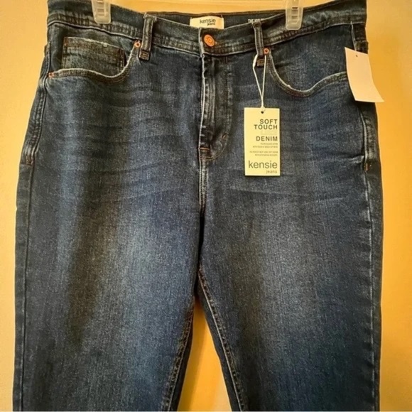 Kensie Jeans Size 10 High Rise Skinny w/ Raw Hem Jeans - Picture 4 of 8